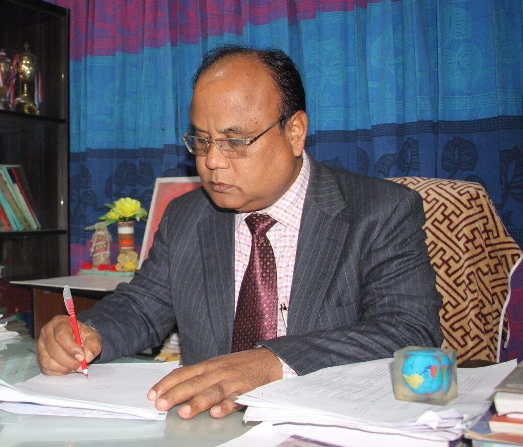 Principal Dr.Lakshmi Nath